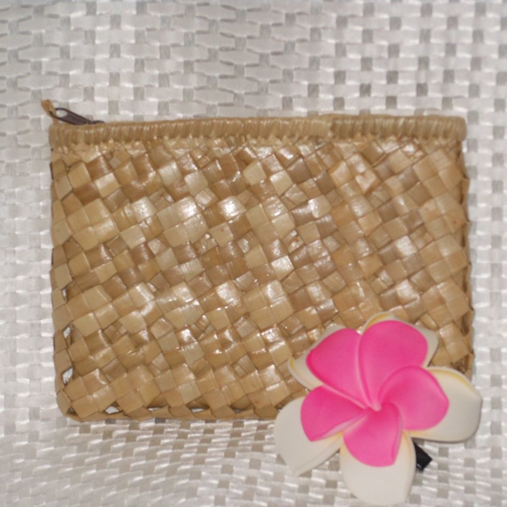 Small Lauhala Clutch